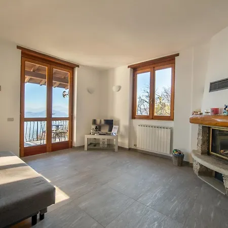 Alba In Ca Delle Isole * 스트레사