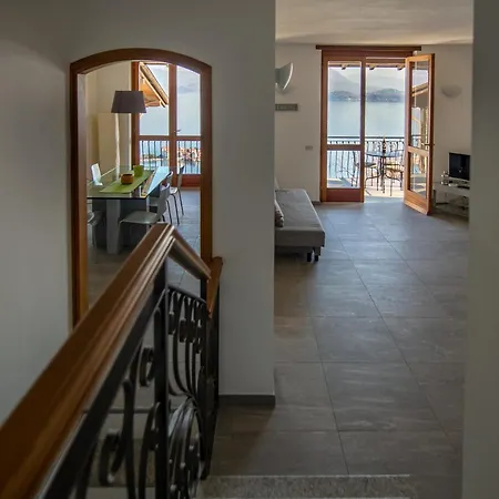 Alba In Cà Delle Isole Appartamento Stresa