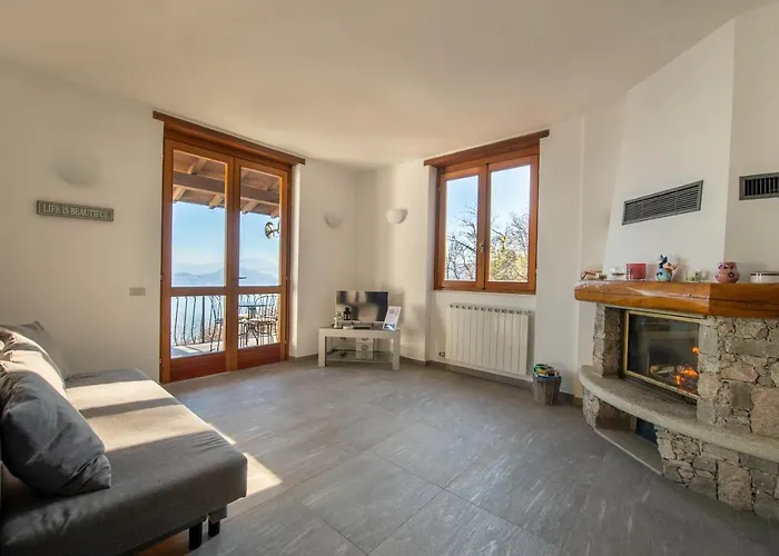 Alba In Ca Delle Isole * Stresa