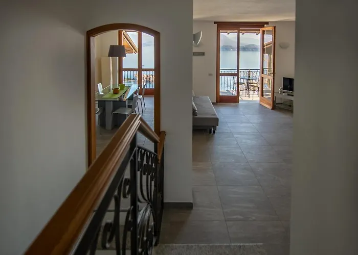 Alba In Cà Delle Isole Appartamento Stresa